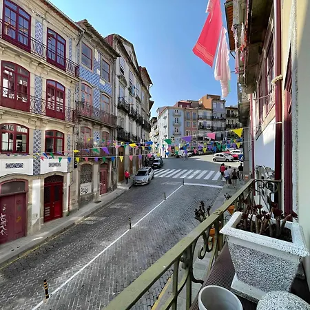 Historic Balcony Hideaway - Taipas House 60