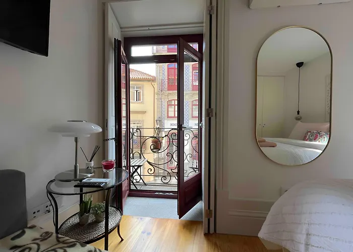 Apartment Historic Balcony Hideaway - Taipas House 60 *