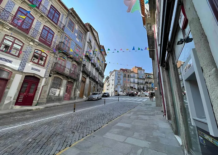 Historic Balcony Hideaway - Taipas House 60 Apartment