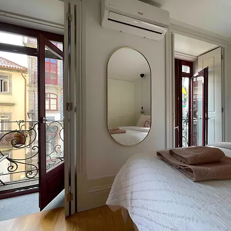 Historic Balcony Hideaway - Taipas House 60 *