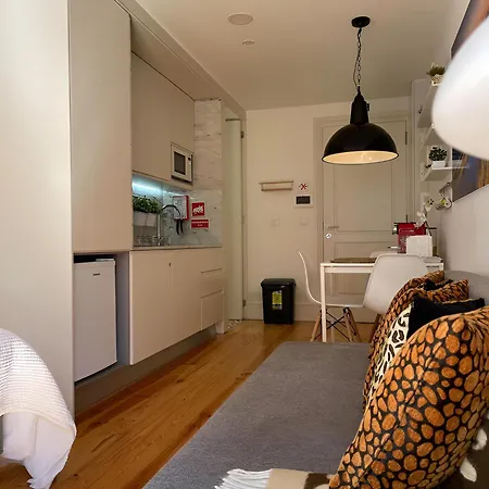 Historic Balcony Hideaway - Taipas House 60 *