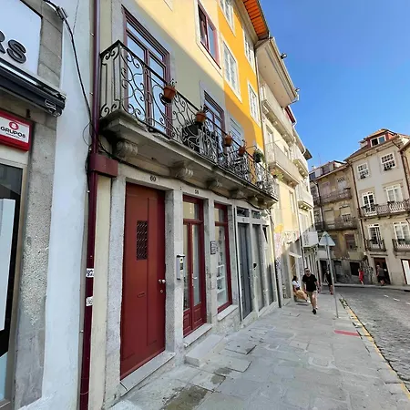 아파트 Historic Balcony Hideaway - Taipas House 60 포르투