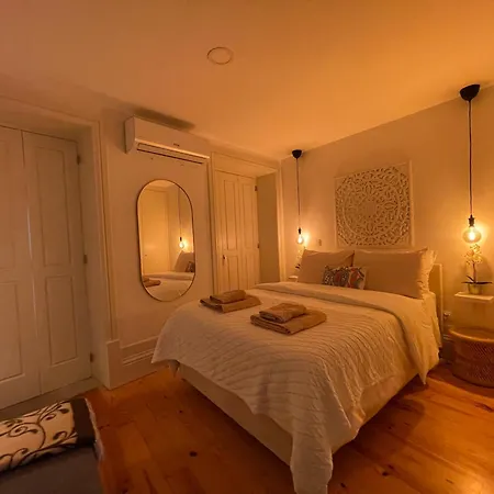 Historic Balcony Hideaway - Taipas House 60 Appartement *