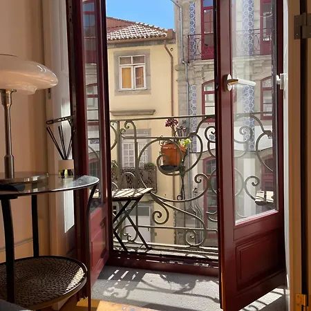 Historic Balcony Hideaway - Taipas House 60 *