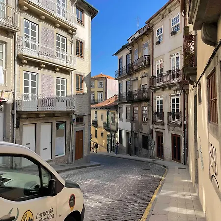 Historic Balcony Hideaway - Taipas House 60 * Oporto