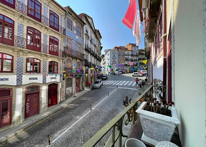 Historic Balcony Hideaway - Taipas House 60